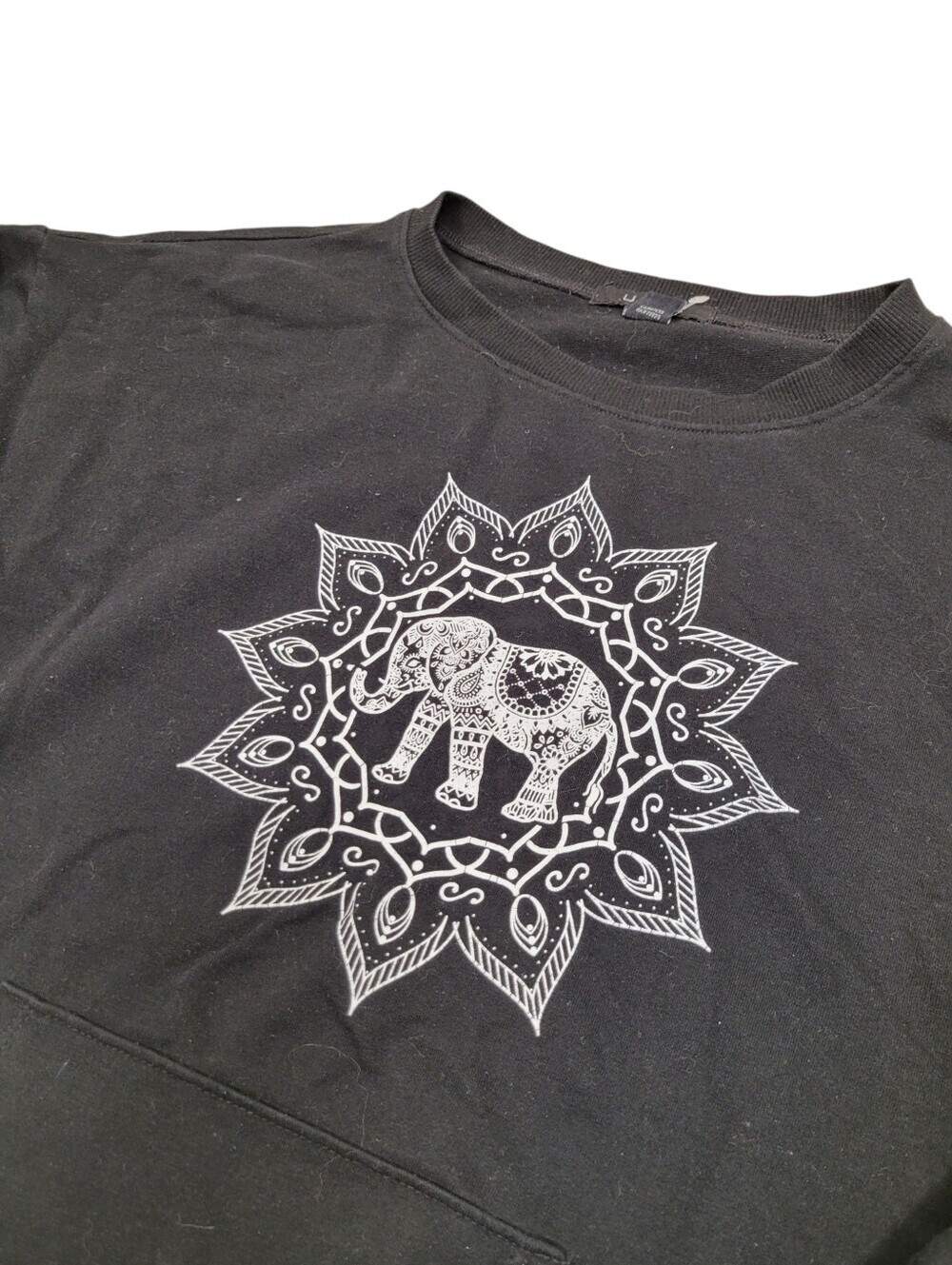 U2B Black & White Thai Elephant Hoodie Sweatshirt Top Streetwear Size: M